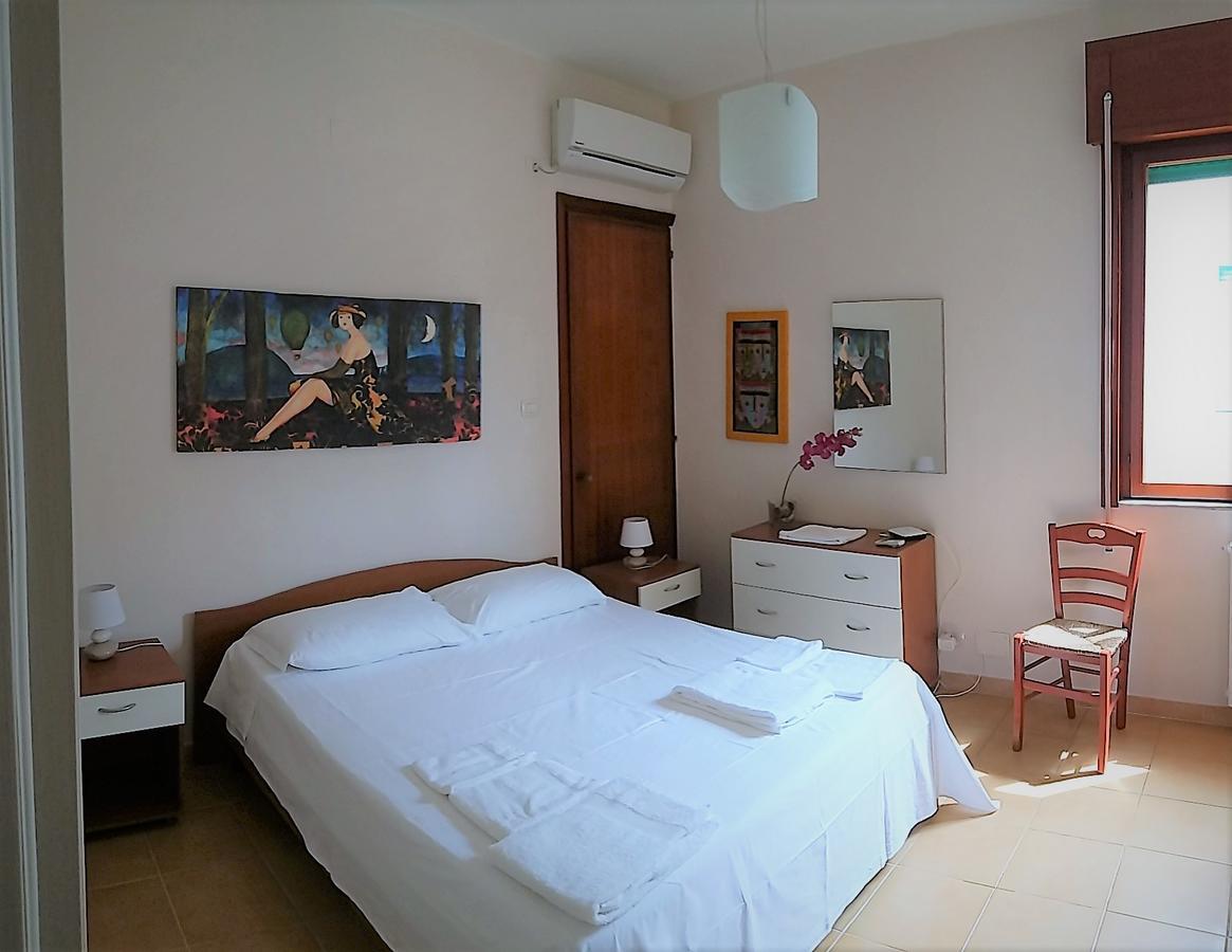 B&B Delfis กัลลีโปลี ภายนอก รูปภาพ